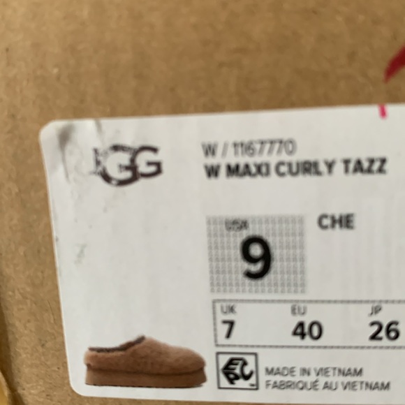 NWB UGG Women's Shearling Platform Slippers in chestnut - Picture 13 of 14